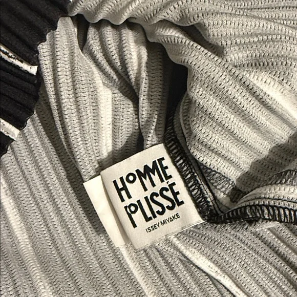 Homme Plisse Issey Miyake men’s striped top - Picture 3 of 7